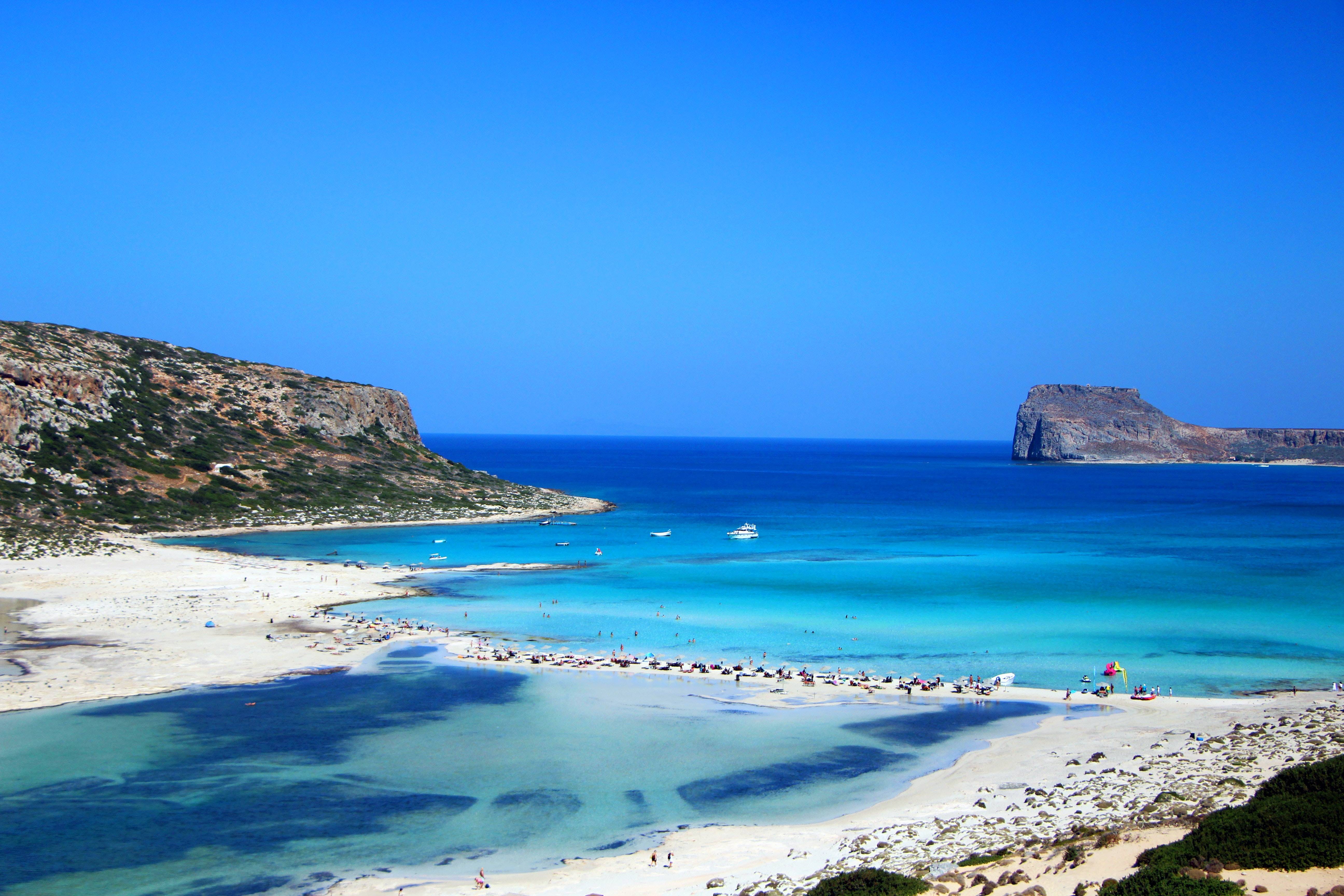 我不去海边，但希腊蓝旗海滩可以