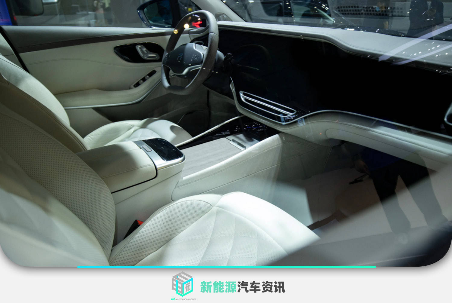 2022粤港澳车展:飞凡R7亮相 内饰首次曝光_搜狐汽车_搜狐网