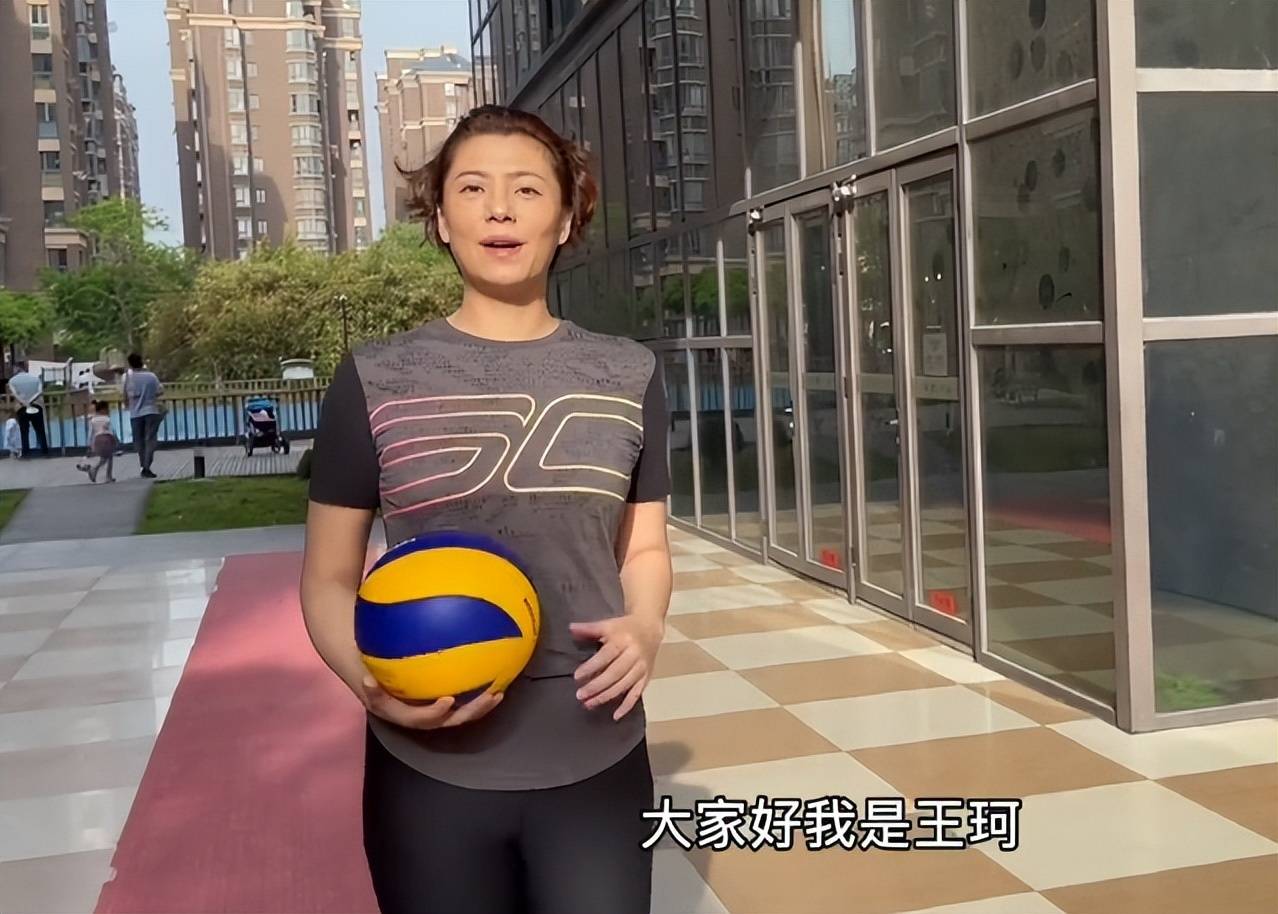 蹭热度上海女排教练怒骂朱婷忘恩负义球迷网友霸气回怼