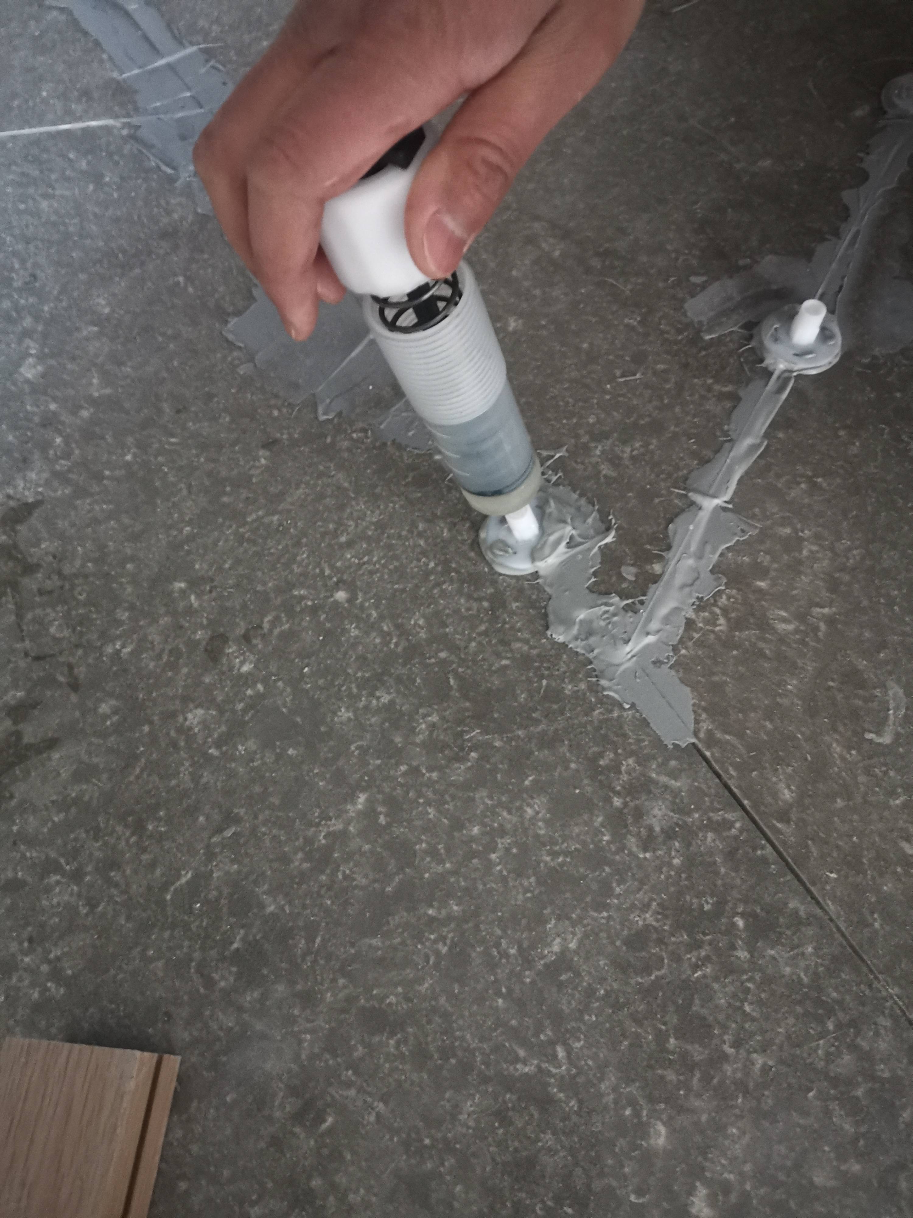 目前确定有效的,可以使用用于处理上述空鼓的就是祥焕砼ab灌浆树脂胶