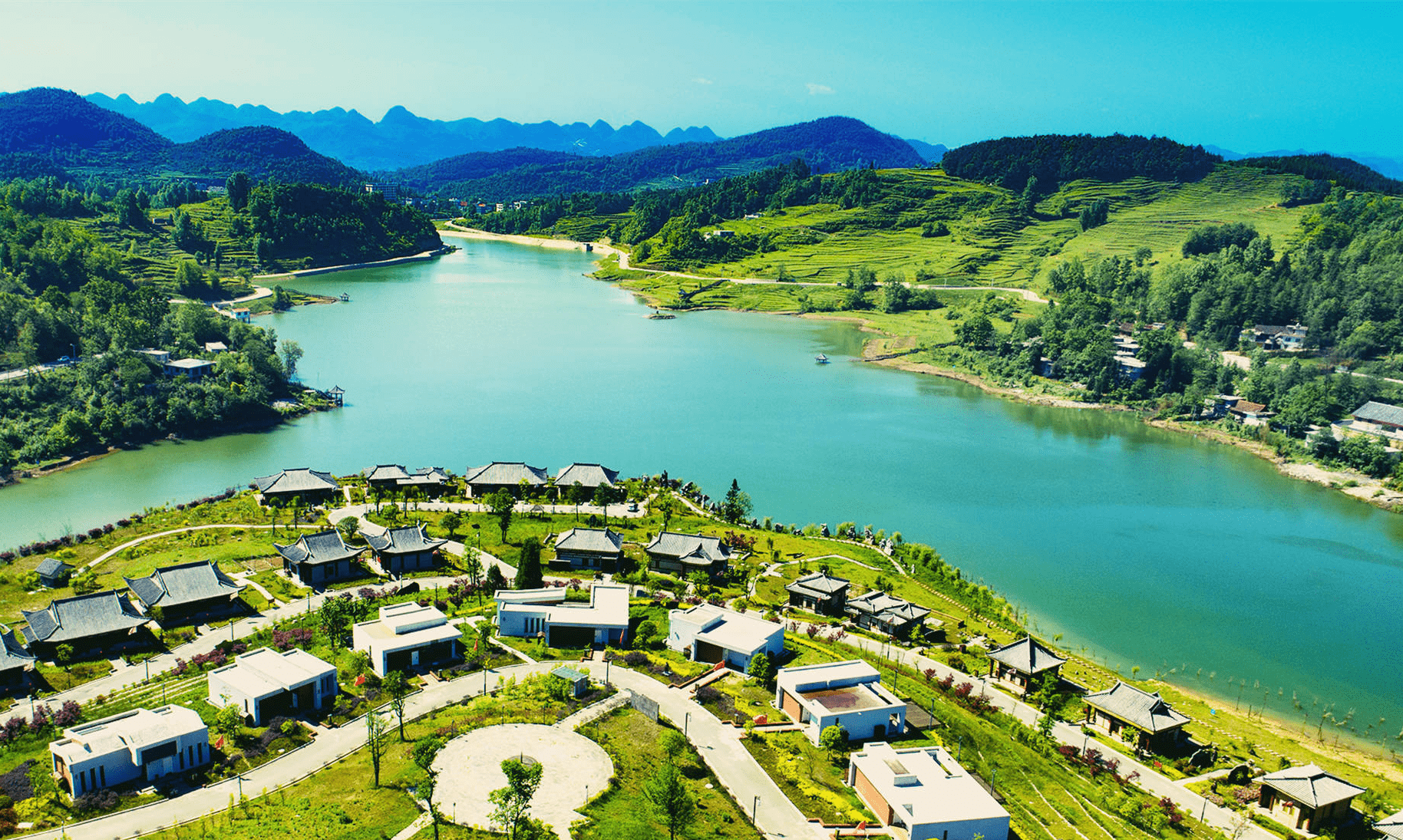 空调风扇都用不上,睡觉盖被,早晚穿外套_六盘水_避暑_水城