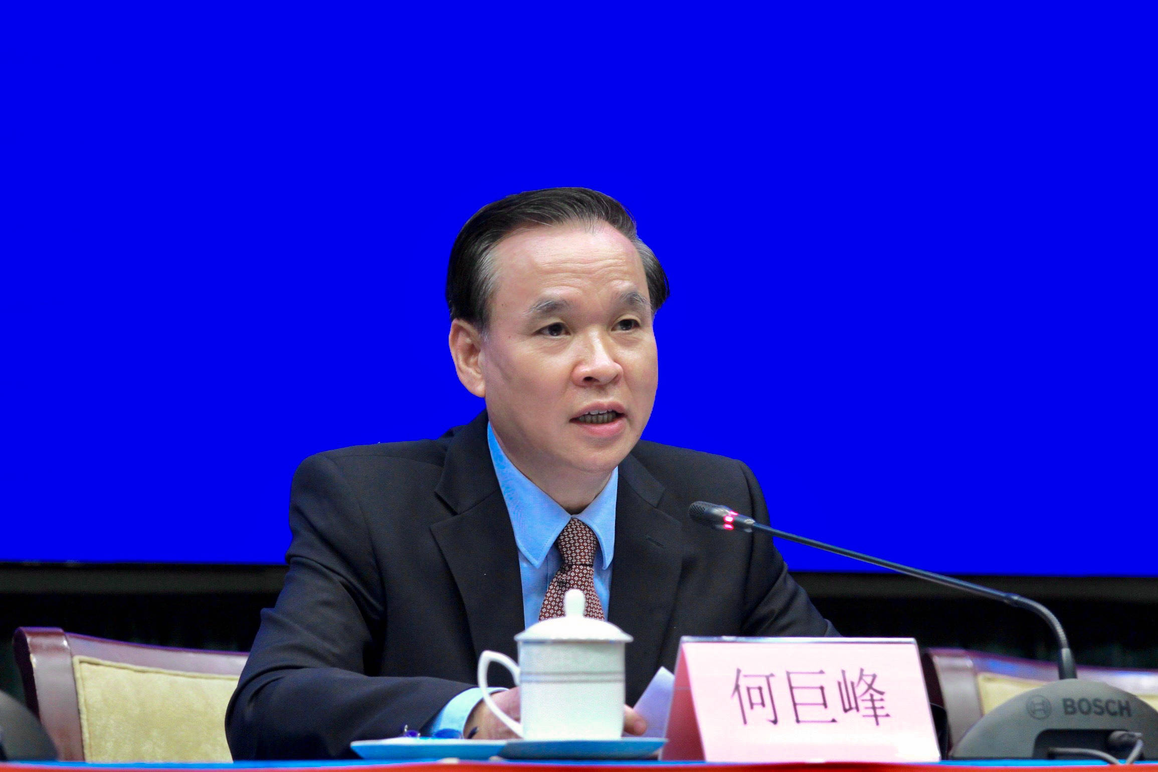 广东省新闻办举行科技创新强省建设专场发布会|科技厅龚国平答记者问|