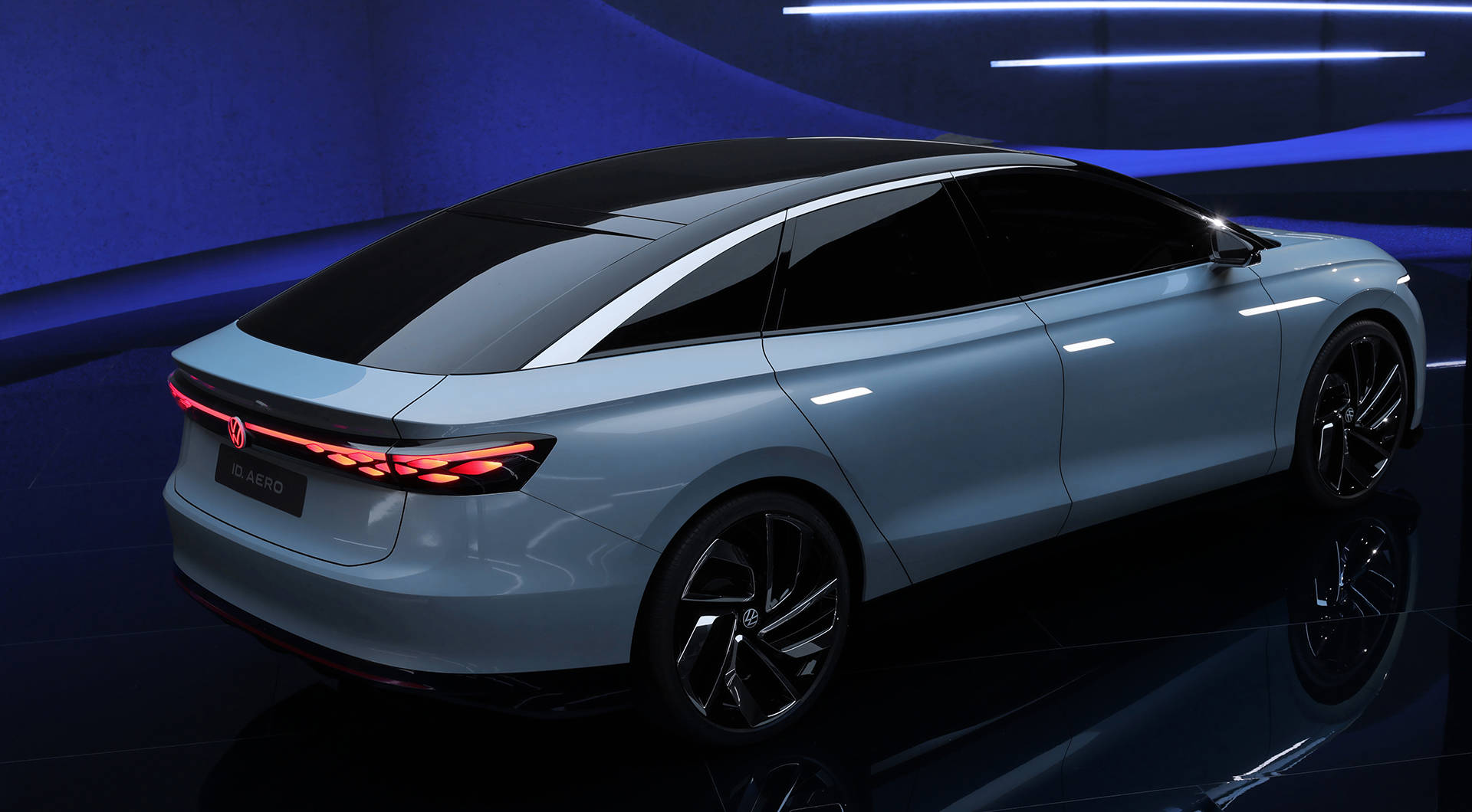 原创大众idaero概念车全球首发配可发光门把手率先供应中国市场