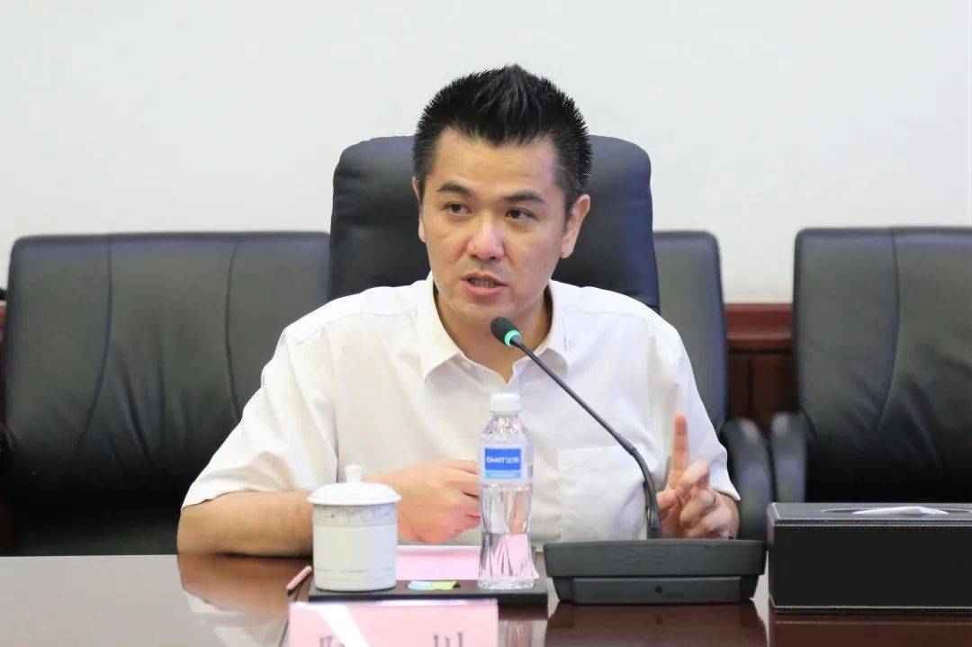 吉林省松原市委副书记,市长陈强一行赴正泰考察