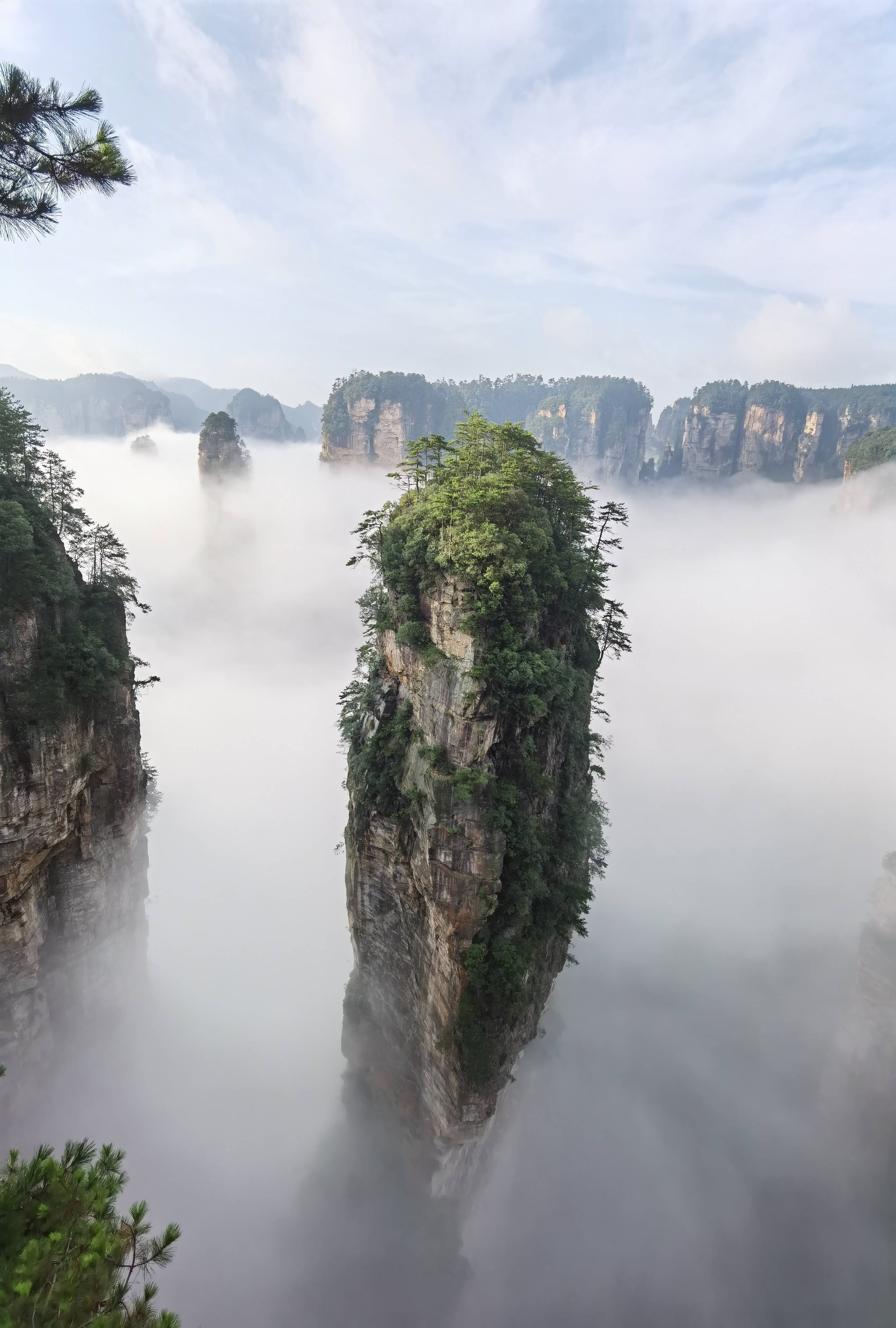 张家界乾坤柱实景张家界武陵源标志门实景西兰卡普(土家织锦) 实景七