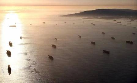 全球“影子”船队已超400艘！油运市场何去何从？
