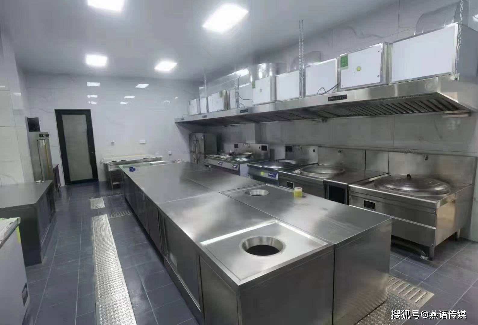 大型油烟机目前市场使用率如何 商用油烟净化复合一体机 排放 杰鑫 环保