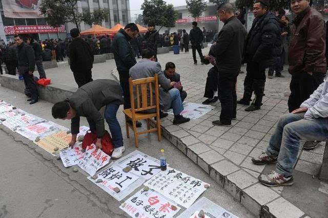 为什么还去劳务市场找工人?直接上鱼泡网招工,高效方便!