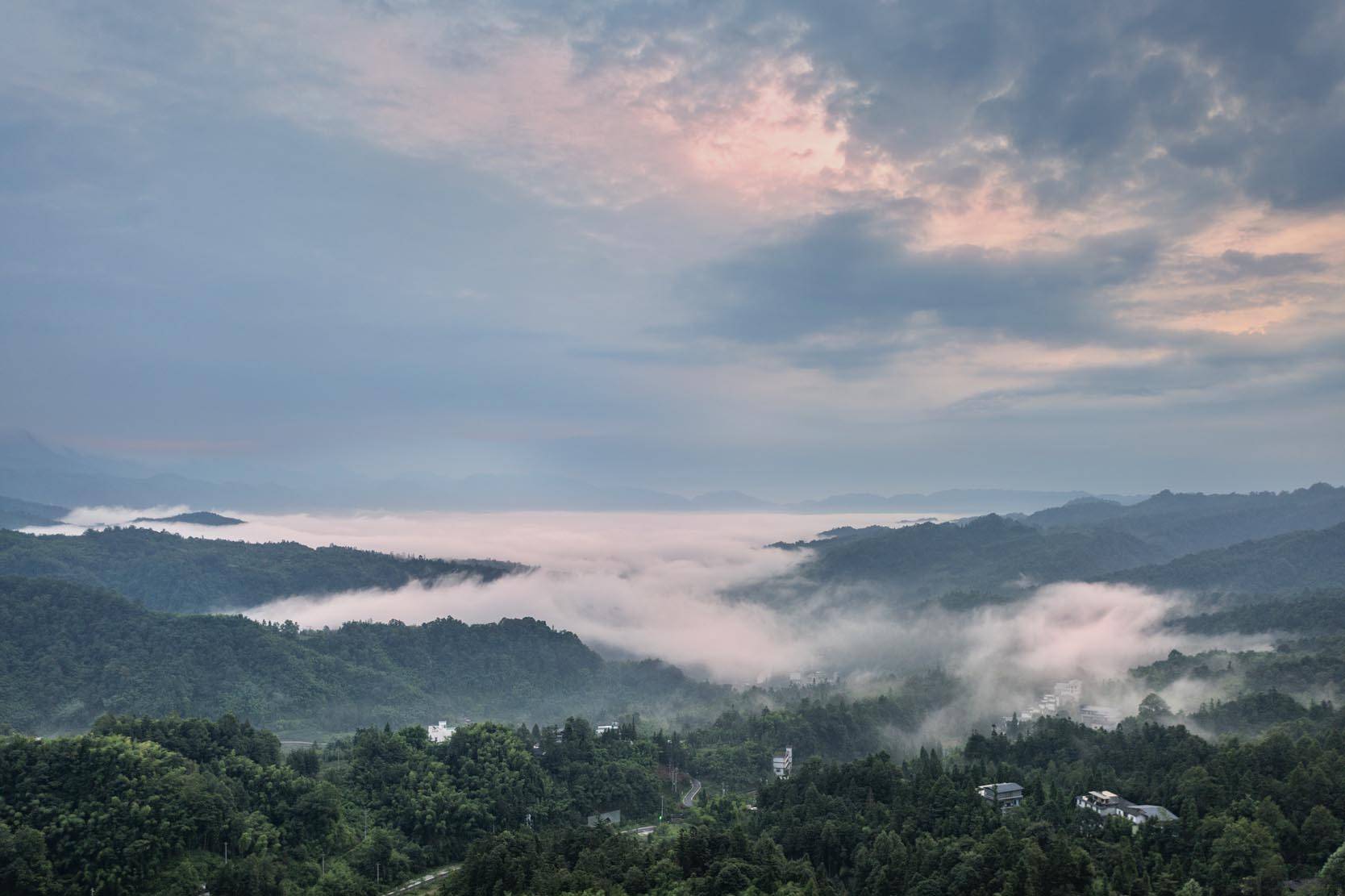 四川碧峰峡风景区:云蒸霞蔚美景如画_雅安_云海_景观