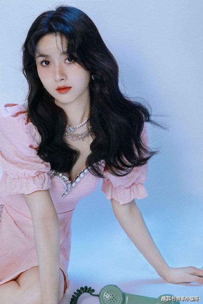 王子璇写真好美，给人印象深刻，别放大第三张图片