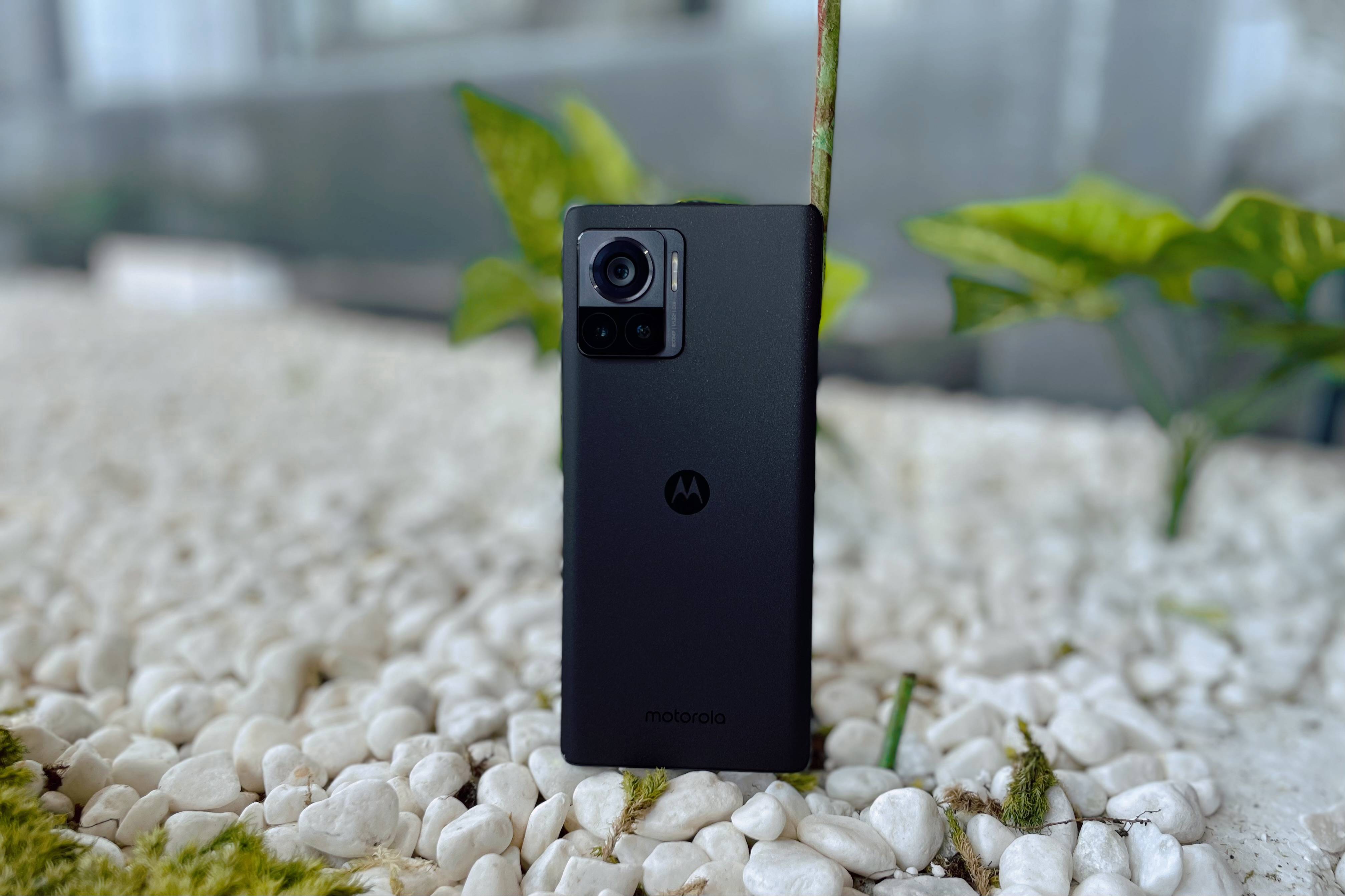 《moto X30 Pro评测：2亿像素影像旗舰“所想即所得”》