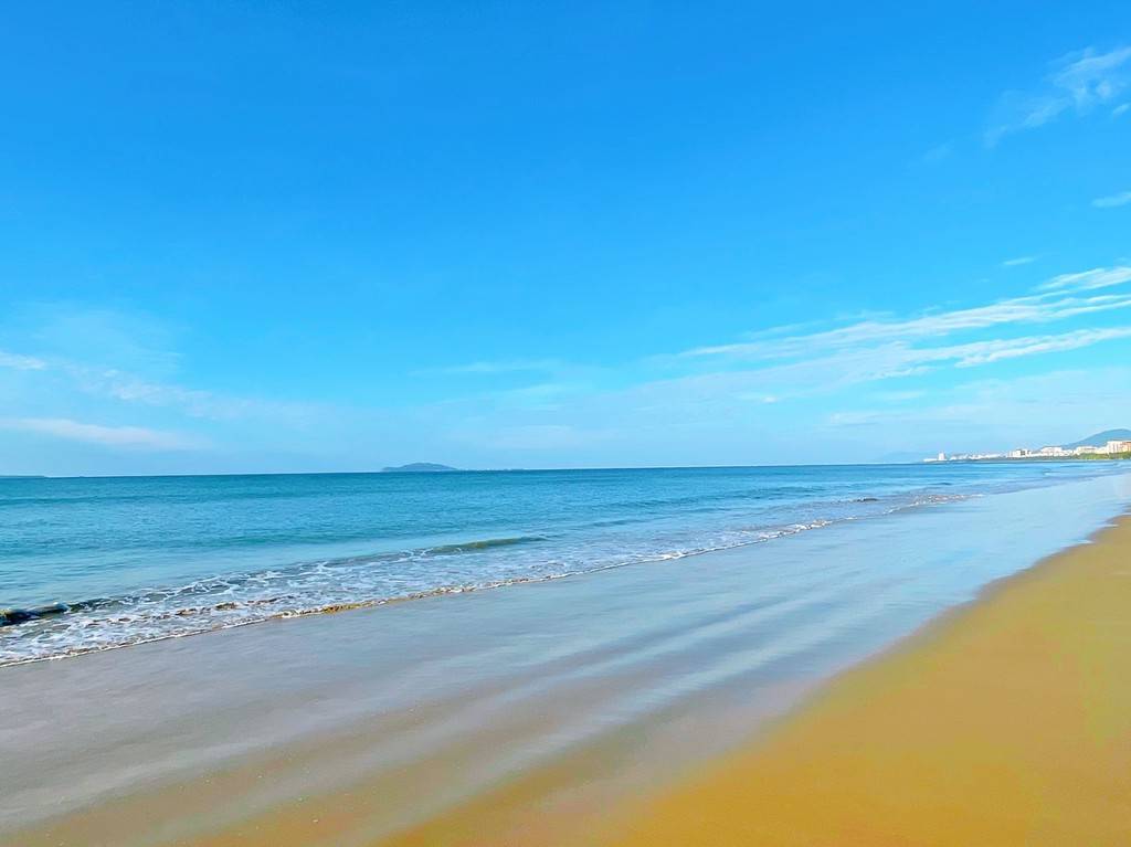 “东方夏威夷”:三亚碧海蓝天美景-搜狐大视野-搜狐新闻