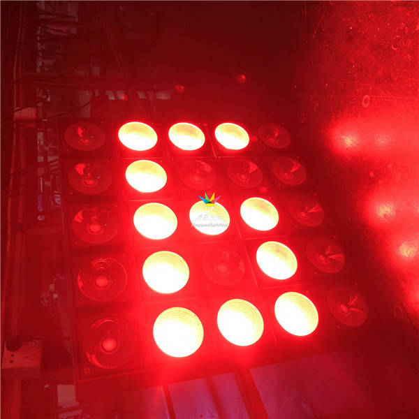 led矩阵灯 舞台矩阵灯 25头led矩阵灯大型舞台灯光-搜狐大视野-搜狐新闻