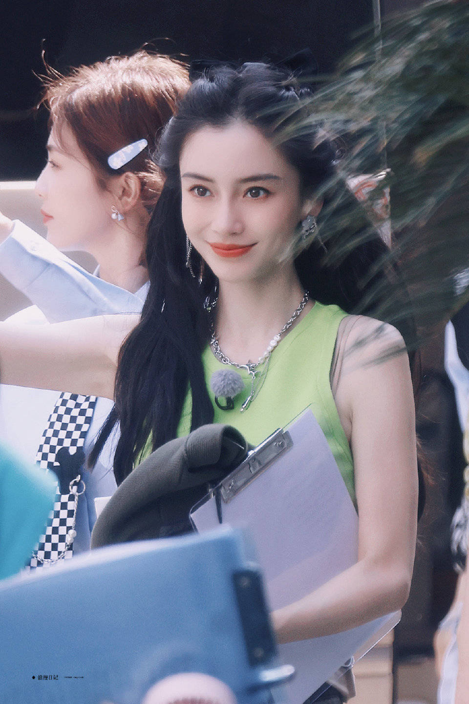 baby杨颖《奔跑吧》曝路透照 清爽减龄又美又辣-搜狐大视野-搜狐新闻
