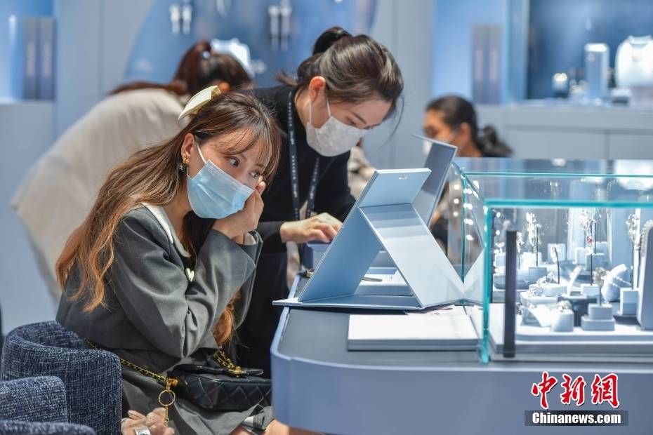 全球最大单体免税店在海口开业-搜狐大视野-搜狐新闻