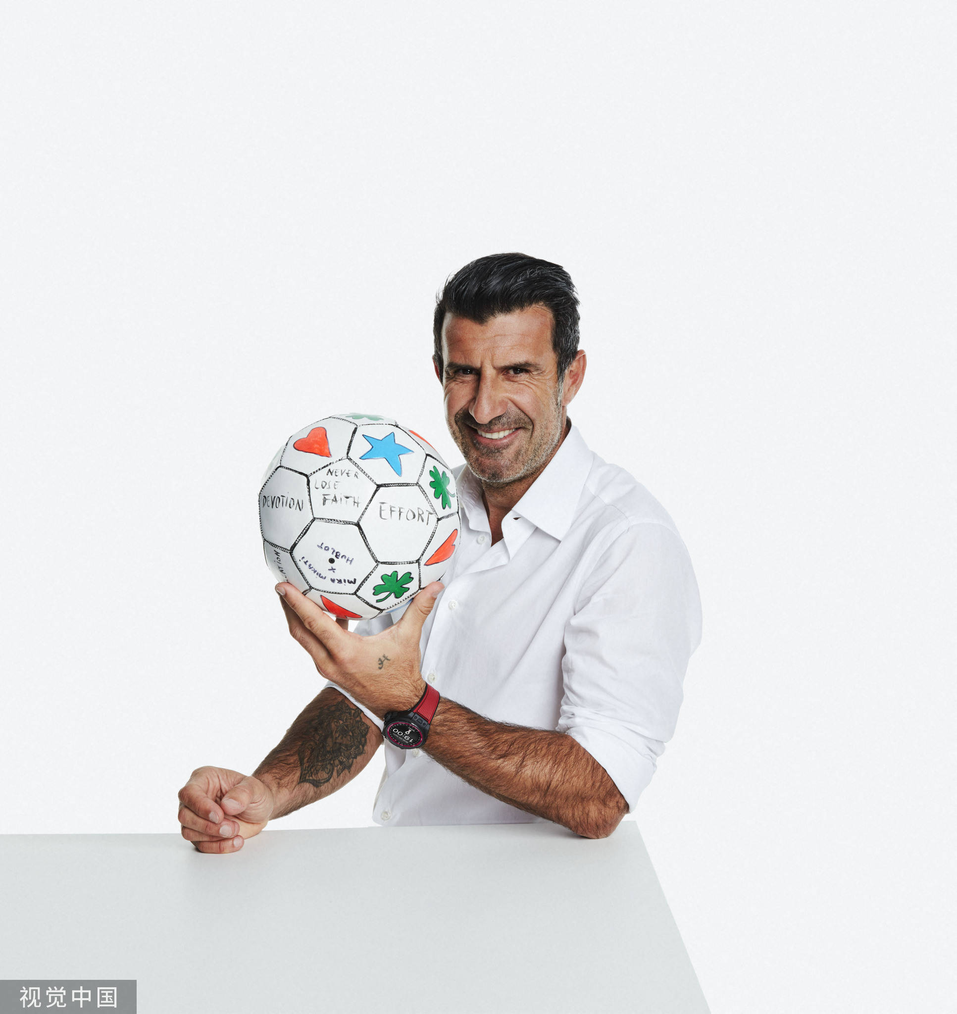 新老球星同场竞技引爆观赛热潮