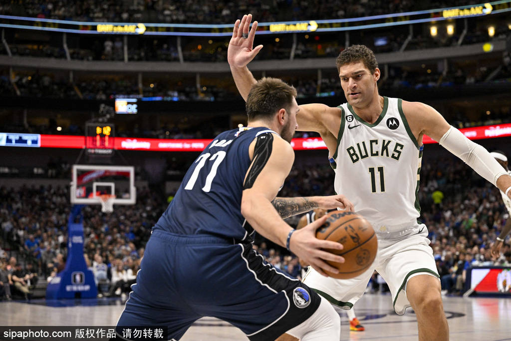 字母哥对决拉梅洛鲍尔