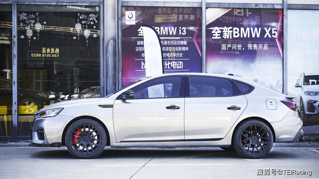 第三代名爵6改装tei刹车案例,轮毂饱满,性能强颜值高!