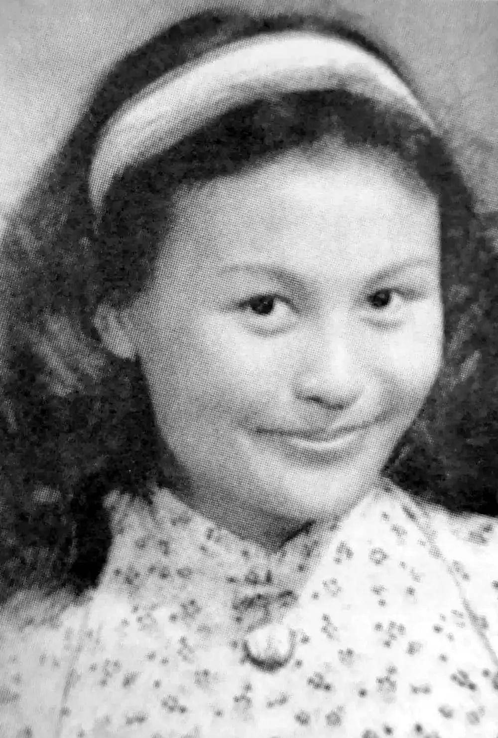 她是中国第一位女指挥,曾三次患癌,如今93岁了还在创业_郑小瑛_音乐