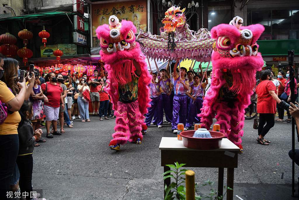 舞龙舞狮张灯结彩！全世界各地华人喜迎中国新年-搜狐大视野-搜狐新闻