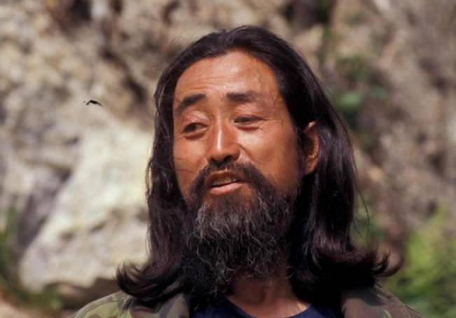 中国奇人寻找野人20多年,倾家荡产和3任妻子离婚,表示从不后悔_张金星