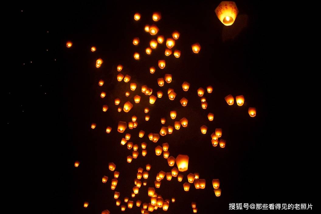 台湾元宵节放天灯 元宵佳节的一大民俗活动-搜狐大视野-搜狐新闻