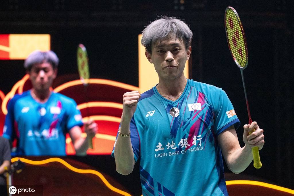 2023泰国羽毛球大师赛男单半决赛林俊易获胜