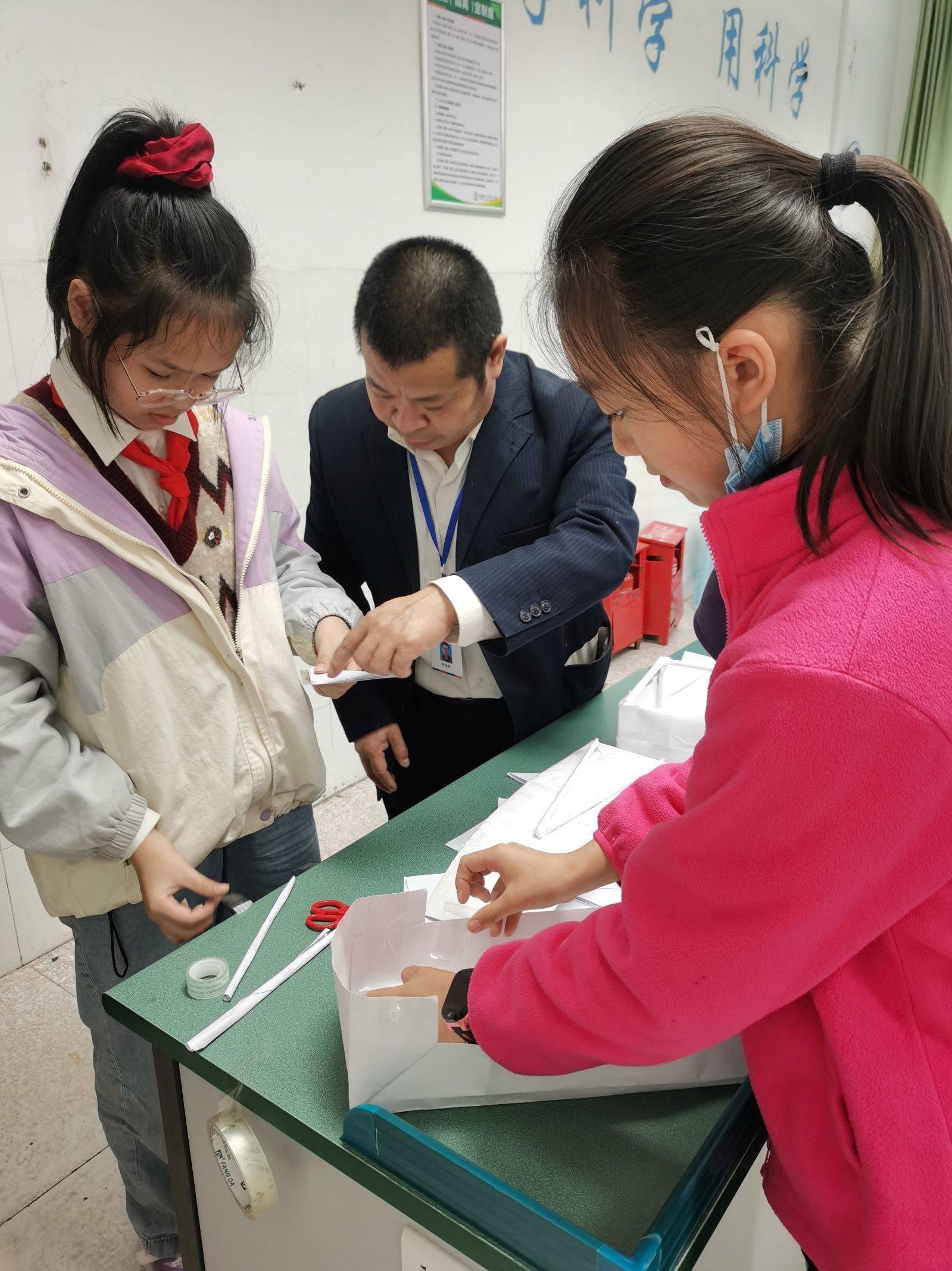 成都龙潭小学图片