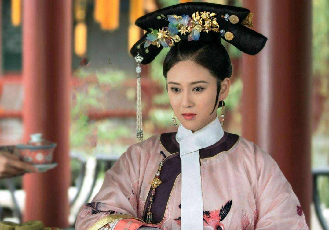 当然了,如果有皇子或者皇女诞生,那么这些妃嫔也会得到皇帝的大礼包
