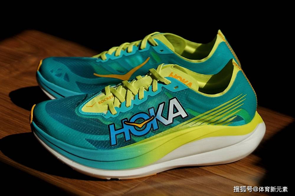 全新中底竞赛之选 hoka碳板跑鞋rocket x2测评_设计_后跟_鞋子