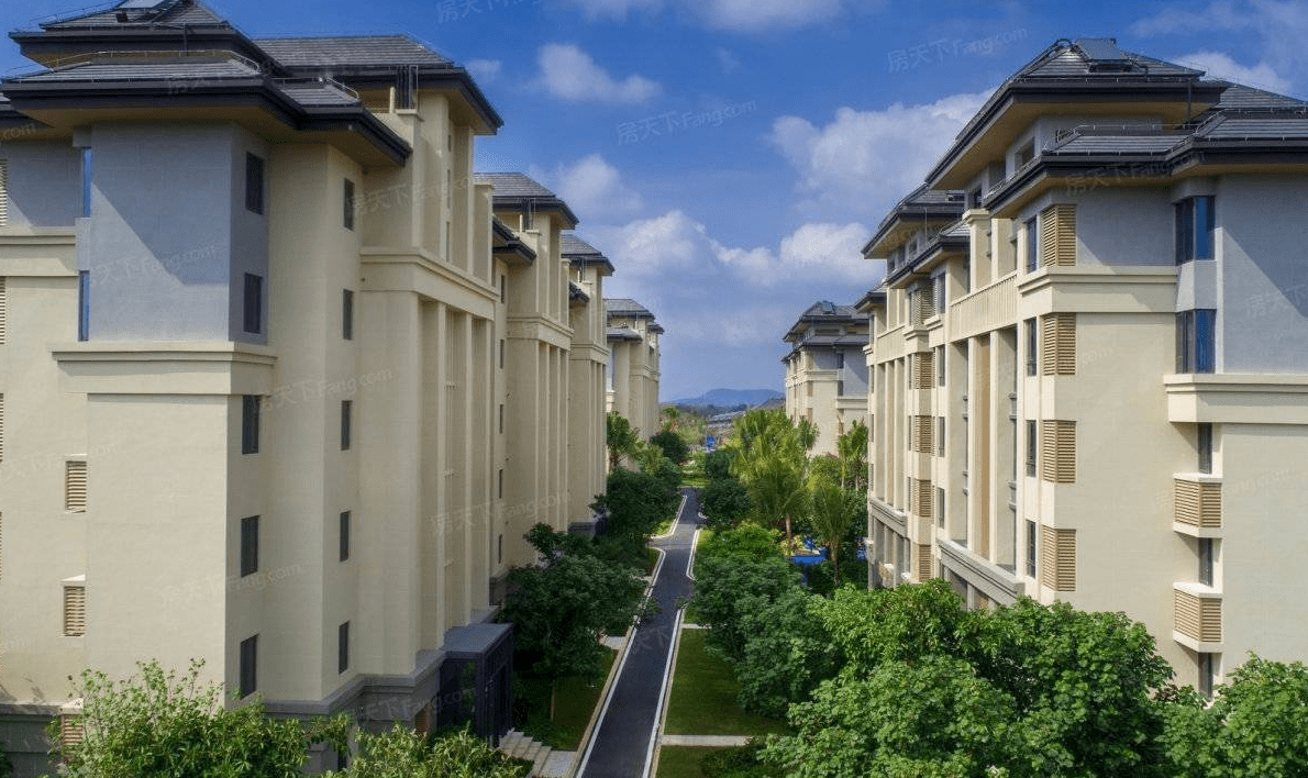 三亚-兴隆【 臻园】 欢迎您 售楼处电话:400-900-5553〖售楼中心