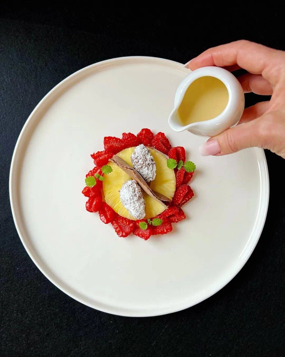 创意摆盘,瞬间学会酱汁创意装盘!_图片_版权_平台