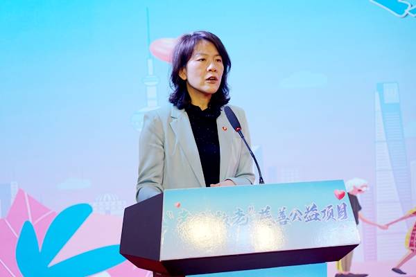 活动现场,冯国勤,青浦区委副书记,区长杨小菁,市慈善基金会监事长