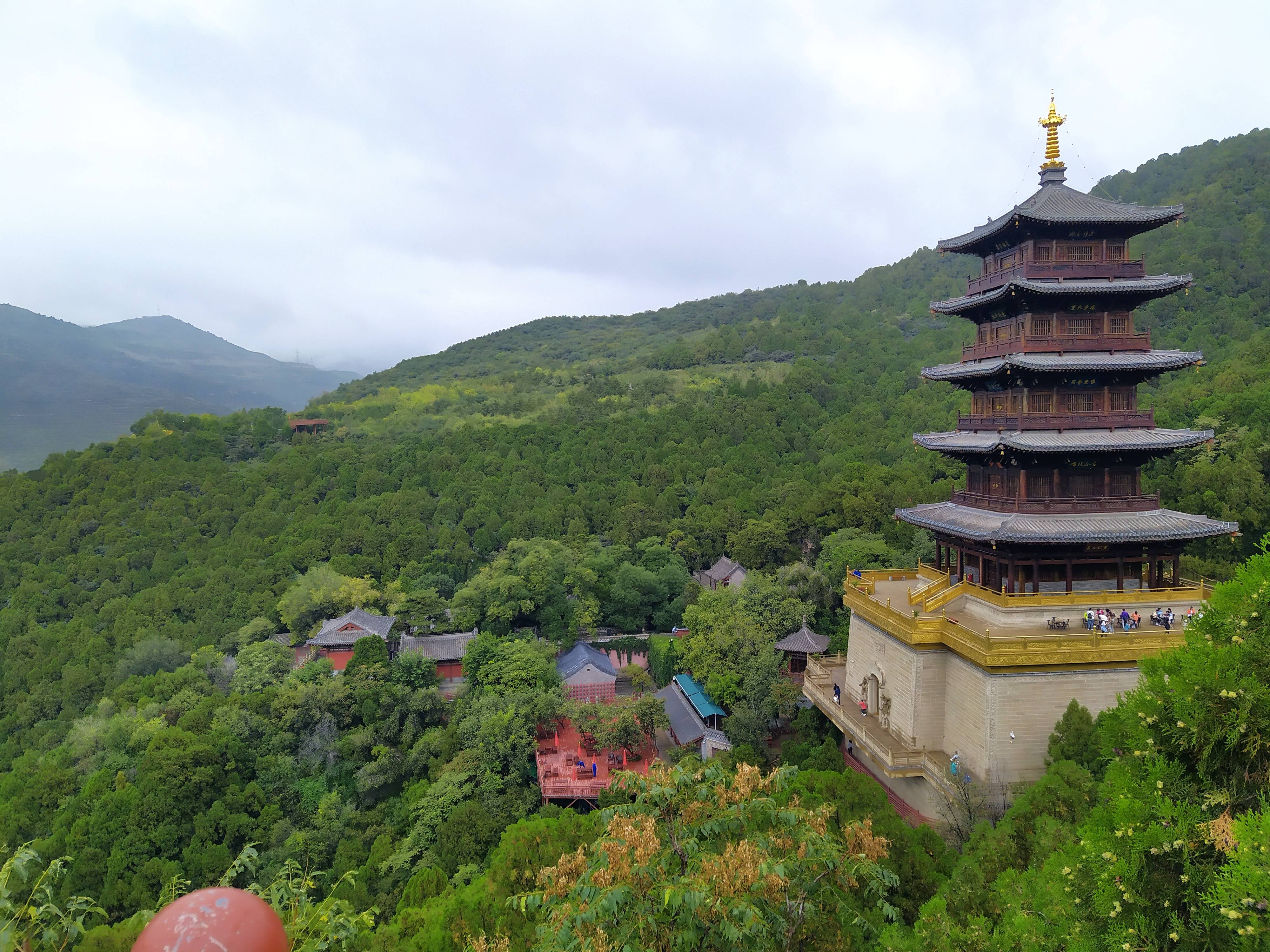 太山龙泉寺简介图片