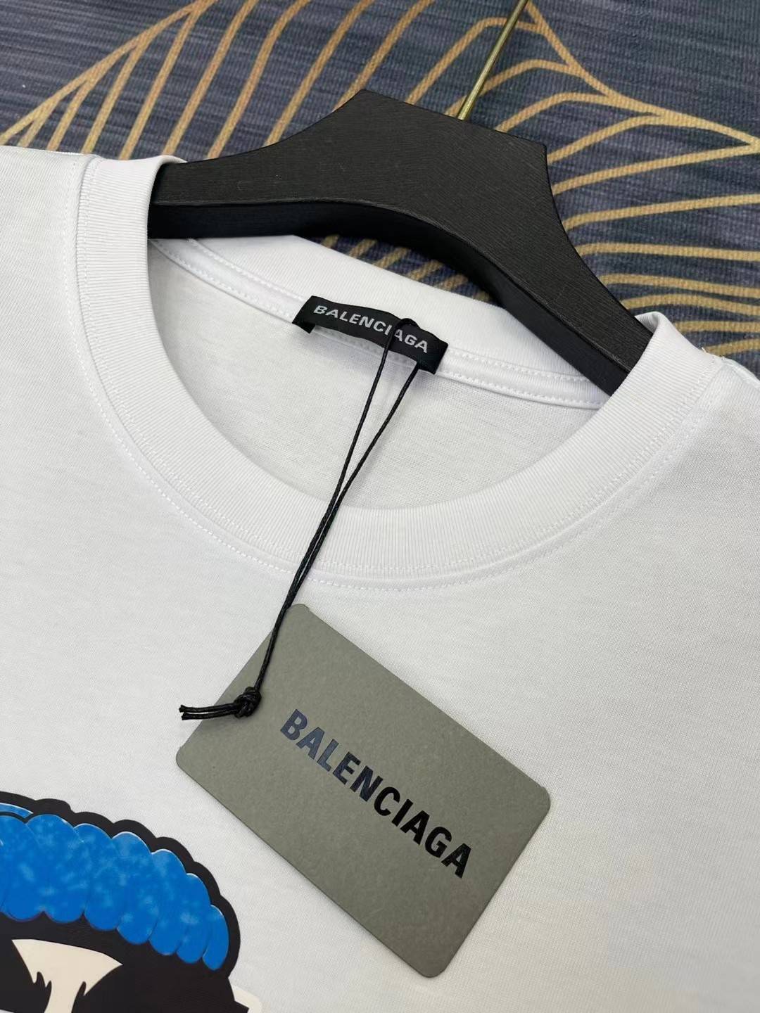 balenciaga巴黎世家152023春夏新款蜡笔小新字母logo短袖t恤_处理