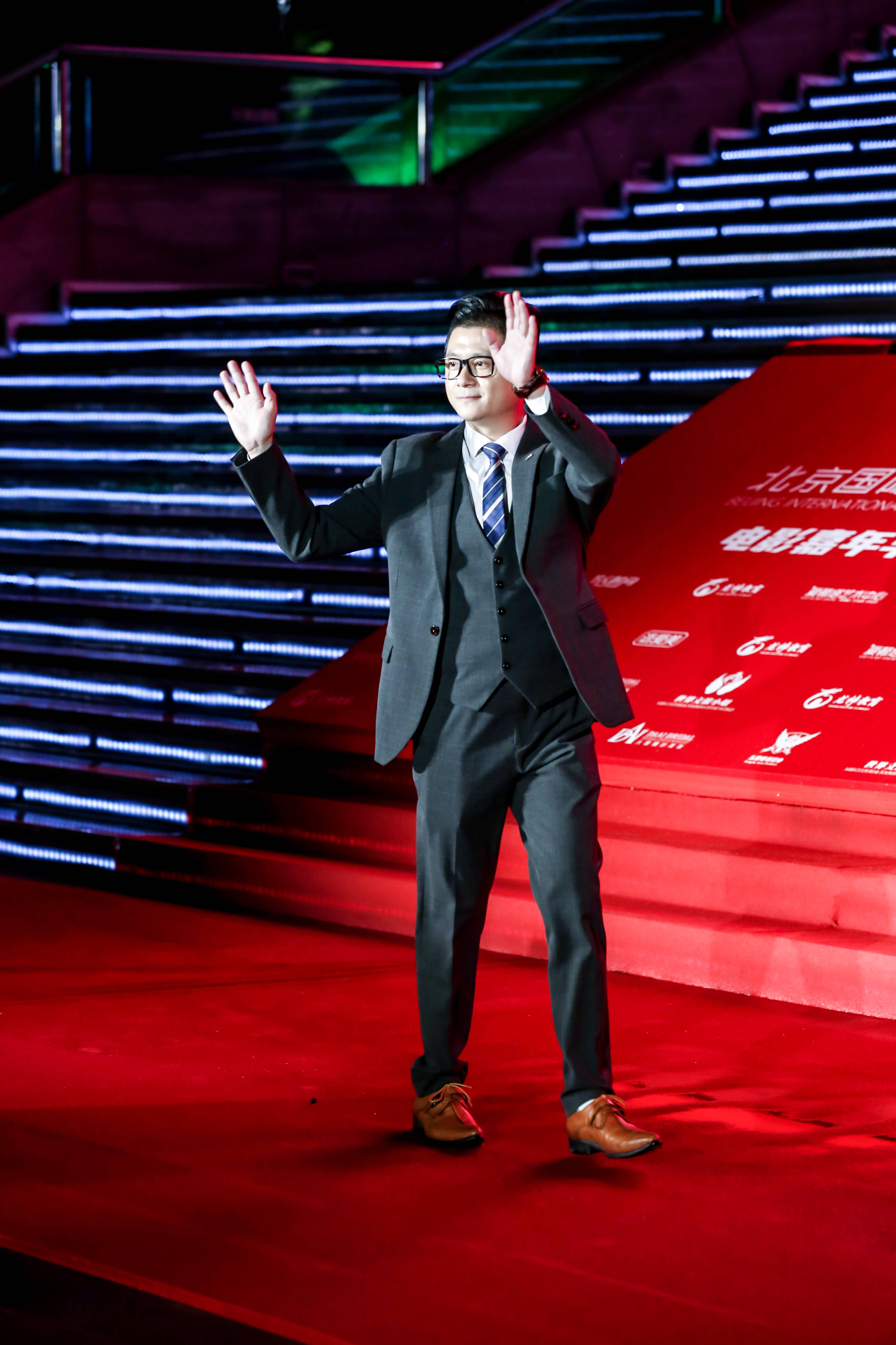 资深导演刘超涌受邀并出席第九届华人时尚盛典活动_北京_电影节_国际
