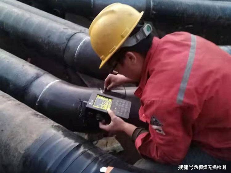 工业内窥镜如何进入管道进行检测