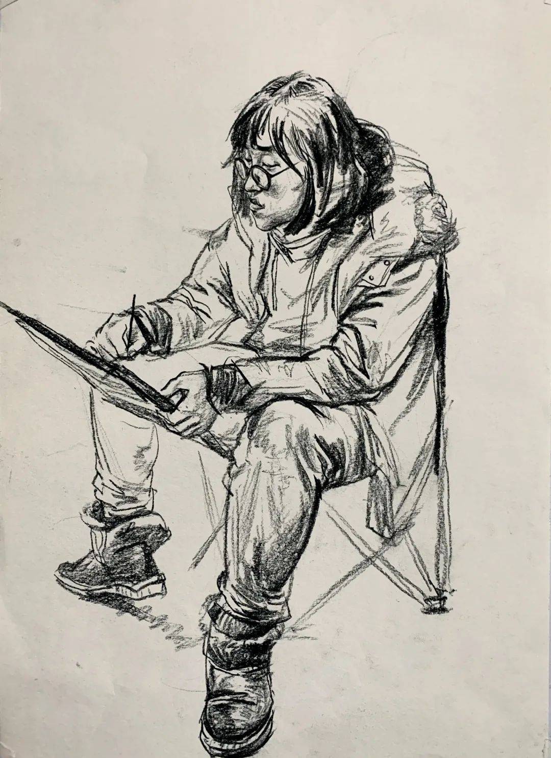 六月名师 | 韩素素:听说这位速写状元导师很严格?_教学_画室_情怀