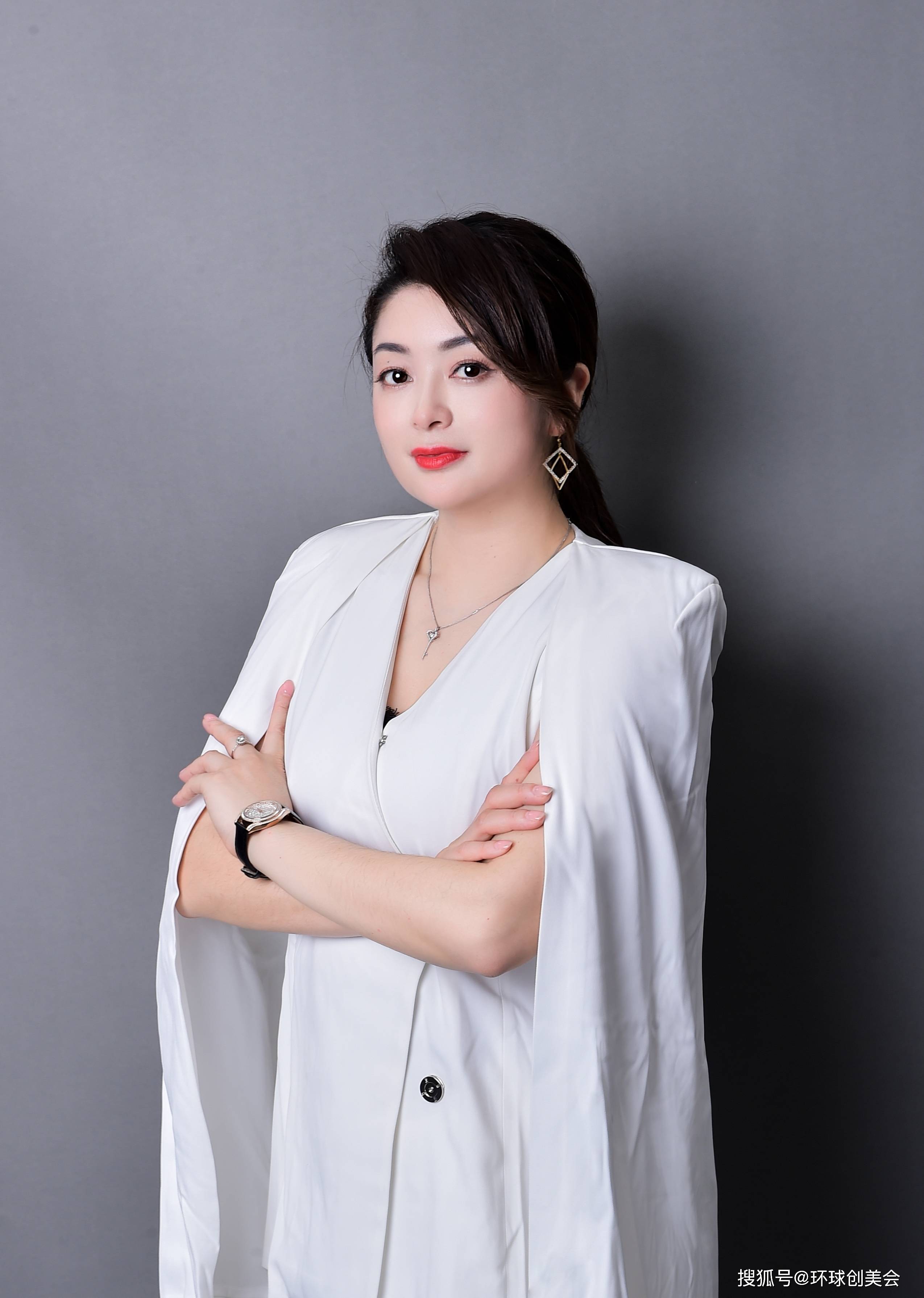 中国半永久纹绣行业资深培训导师,梵色创美集团本色纹绣学院金牌导师