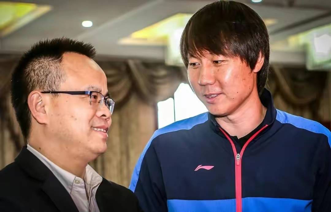 被判刑期曝光,错过自救良机,妻子龙菲或将出手_进行_中国_足球