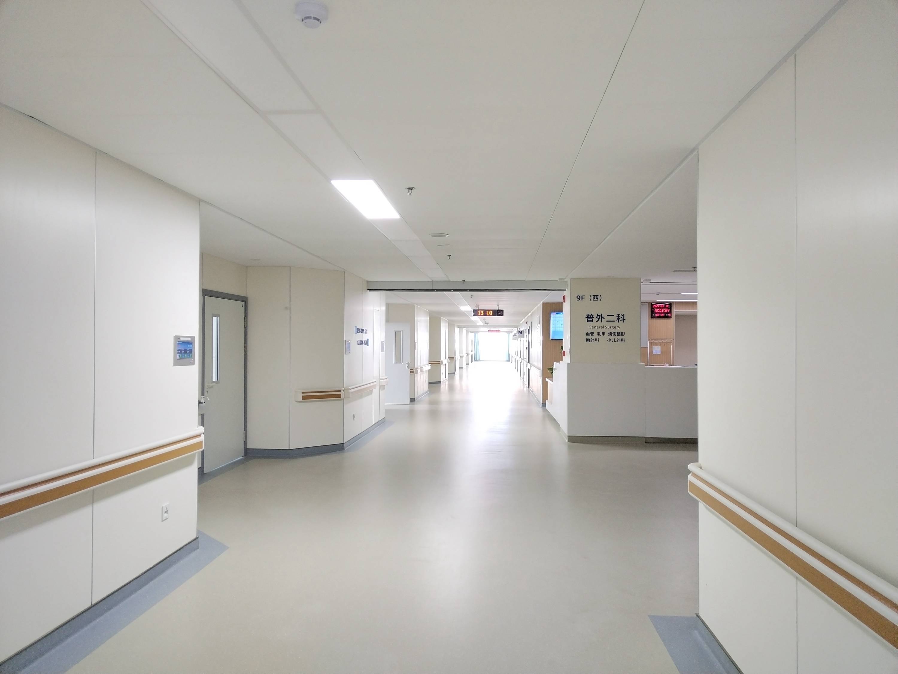 冰火板无机预涂板商场走廊医院学校护墙板_裁剪_mm_误差