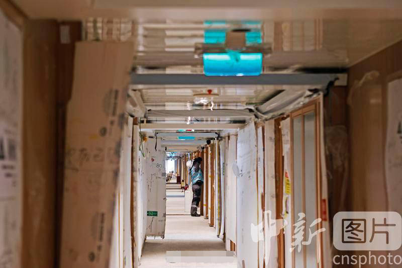 首艘国产大型邮轮有2500万个零部件_全船_救生艇_配备了