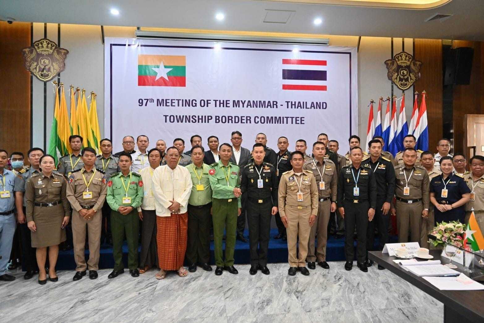 泰国当局要求佤邦联合军撤出泰缅边境上的五个营地_边界_会议_问题