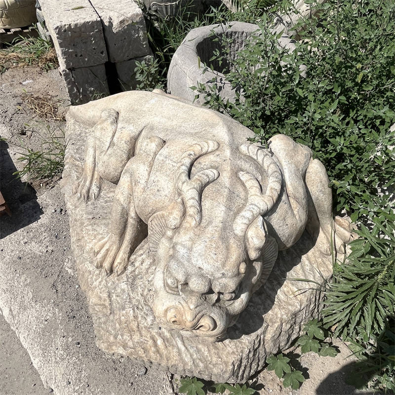 石雕吸水兽汉白玉仿古吸财兽蚣蝮酒店水池边摆件石头神兽_雕塑_龙的