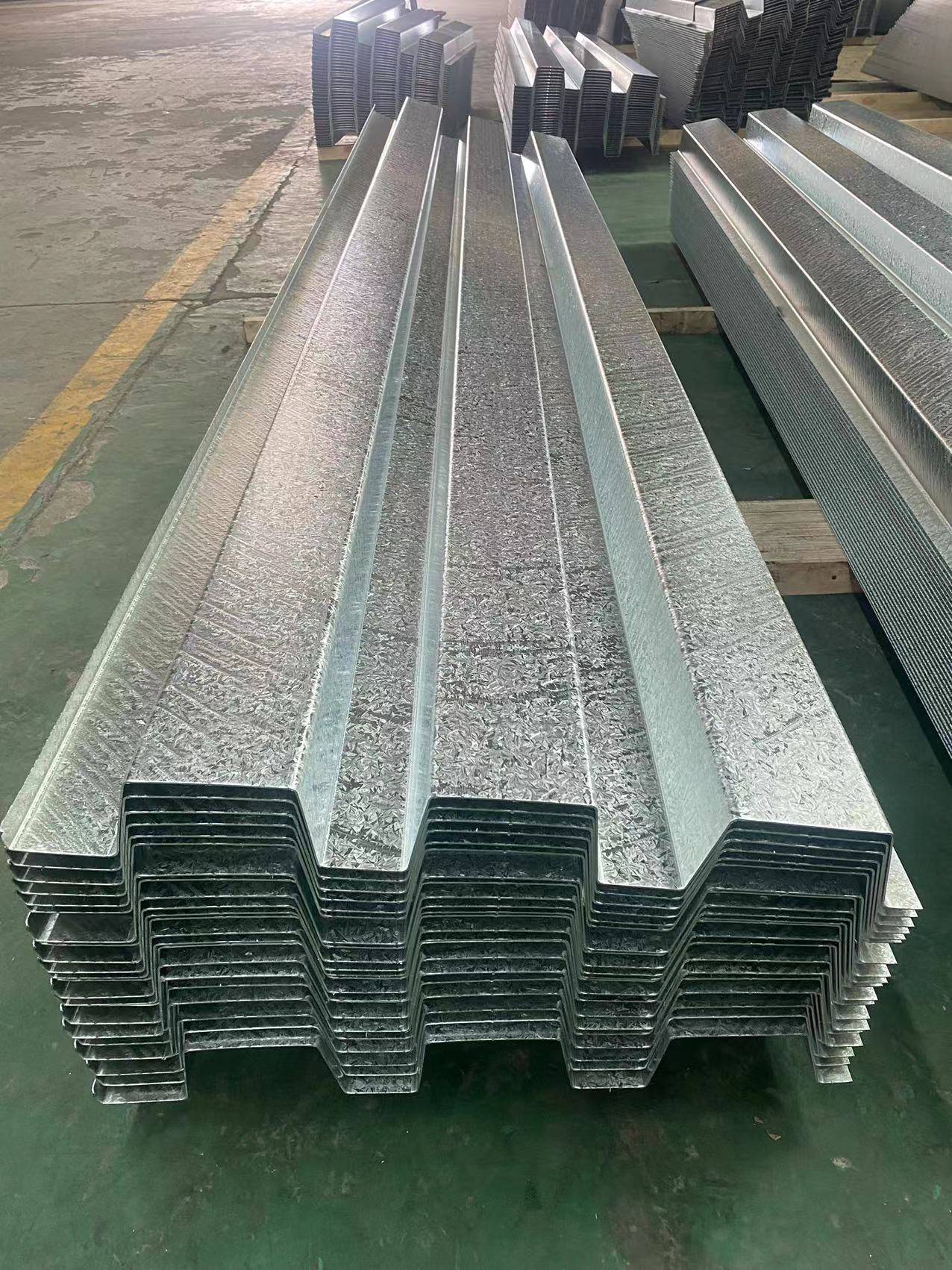 压型钢板yxb75-200-600发货宿迁大桥无锡新世杰供应_弧度_董事长_速度