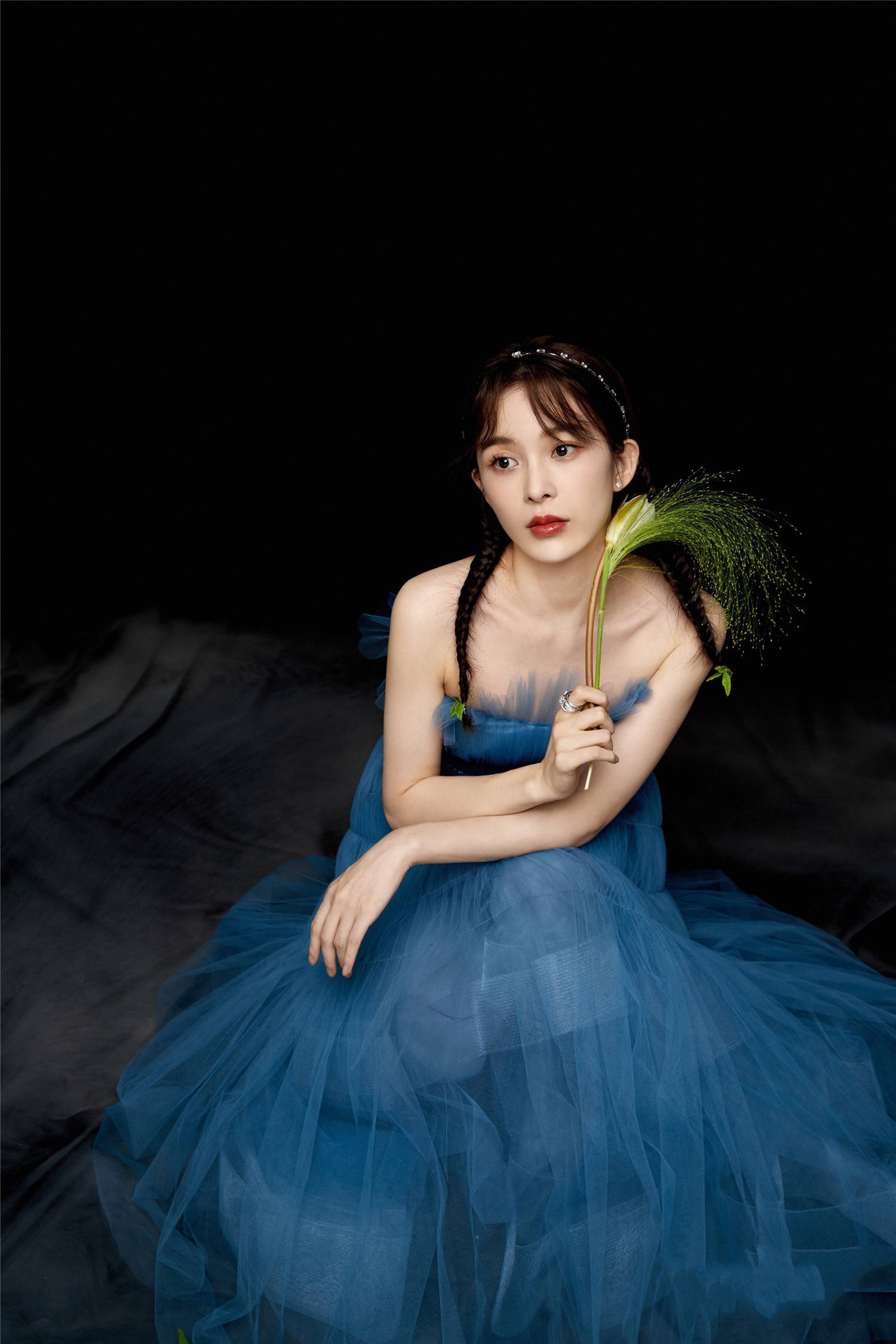 中国内地影视女演员赵樱子经纪公司_古装_都市_爱情