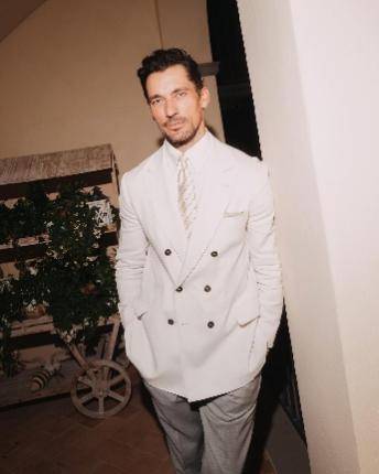 寰宇人文 日月星辰 brunello cucinelli先生在索罗梅奥举办70岁生日