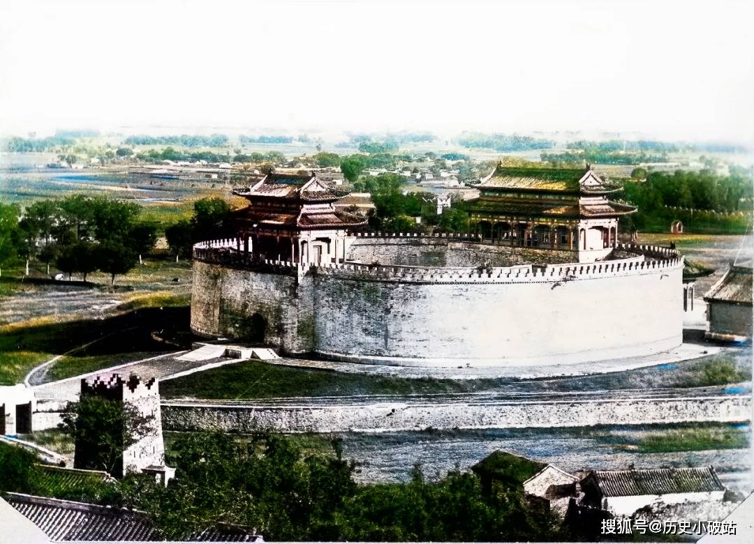 清末彩色老照片:皇帝寝宫入口;光绪阅兵场-搜狐大视野-搜狐新闻