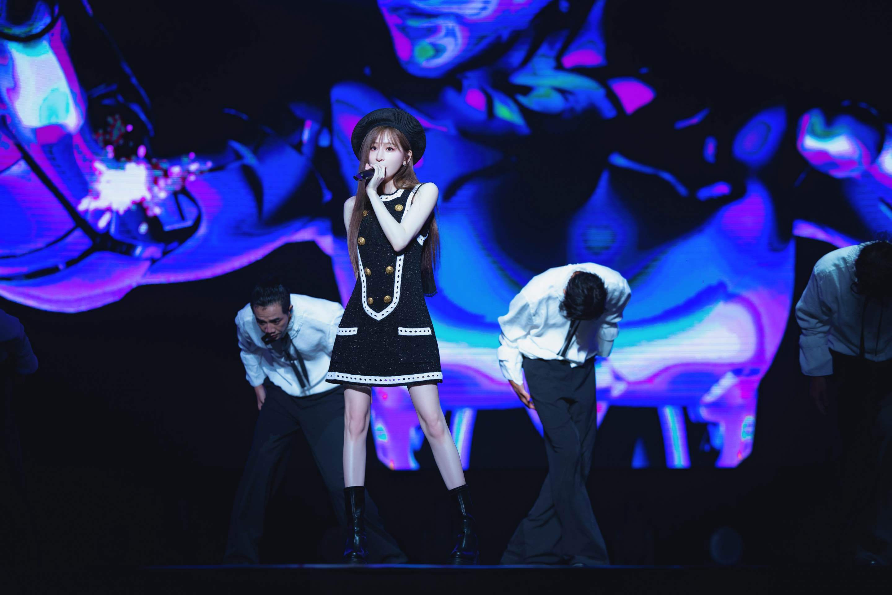 王心凌世界巡回演唱会上海站甜嗨开唱 五套全新look甜美升级换不停