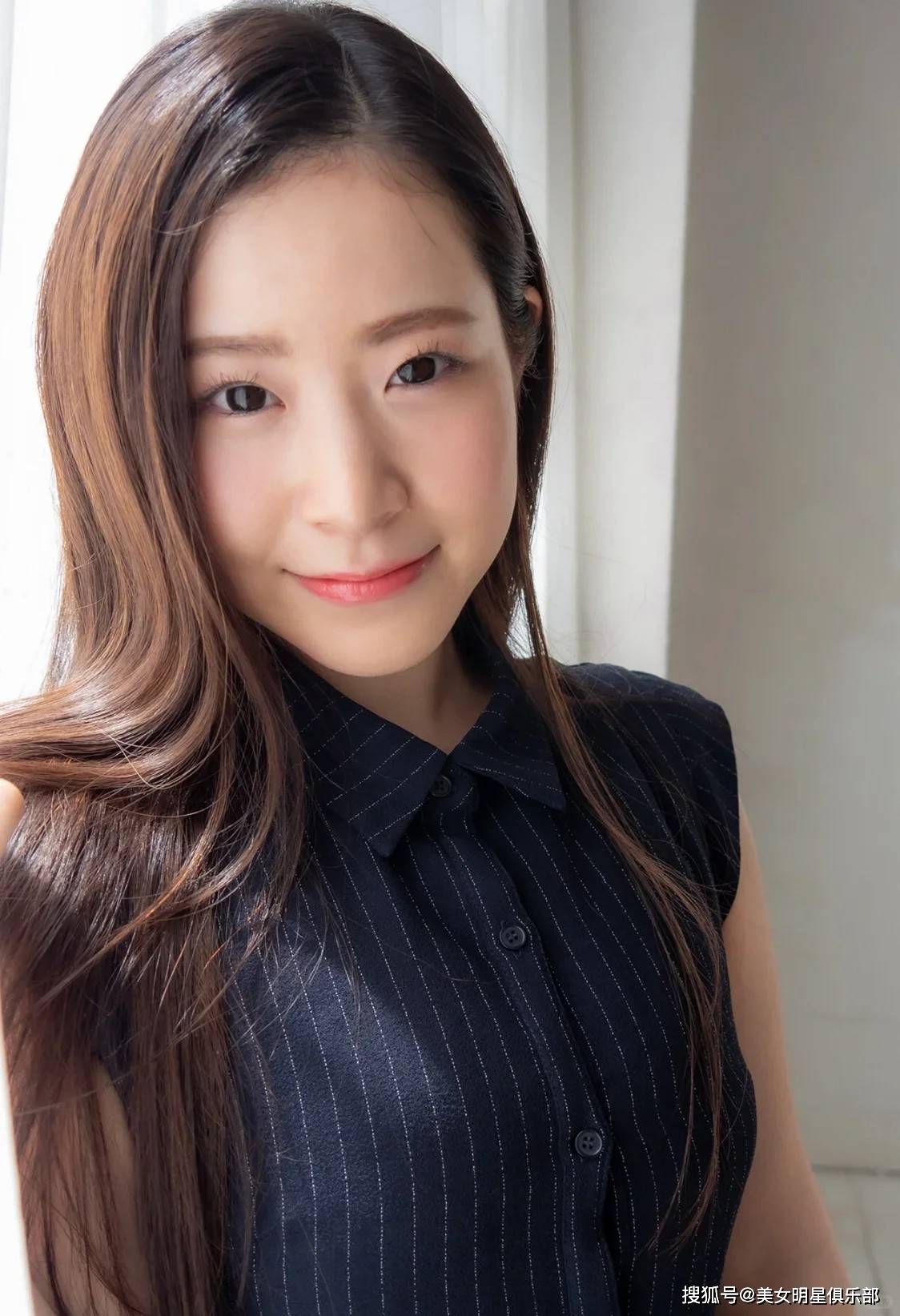 25岁沙月惠奈,清纯无垢甜美性感!